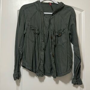 Union bay army green jacket. Size small.
